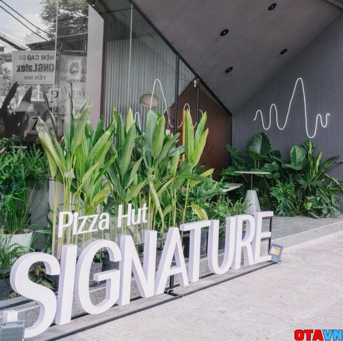 Ota Viet Nam Nuoc Co Cua Pizza Hut Signature Voi Dien Mao Hoan Toan Moi 2
