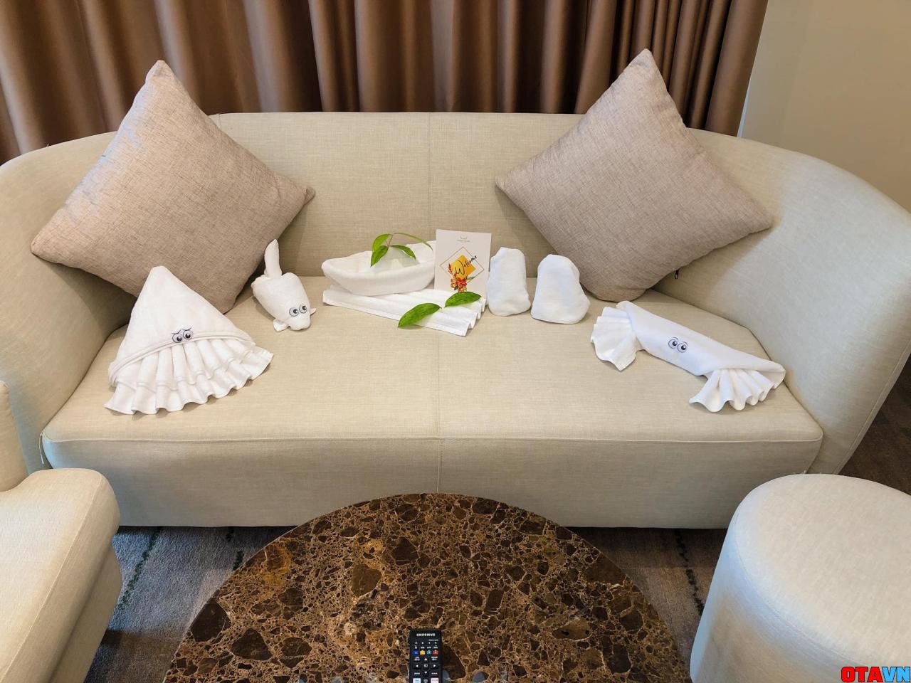 setup welcome tại phòng khách sạn