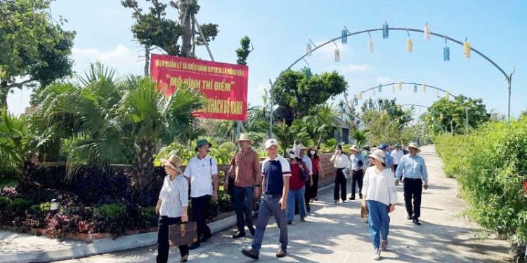 1312phat Trien Du Lich Gan Voi Lang Nghe