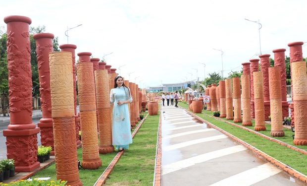 149 Ton Vinh Gia Tri Lang Nghe Gach Gom Vinh Long 1