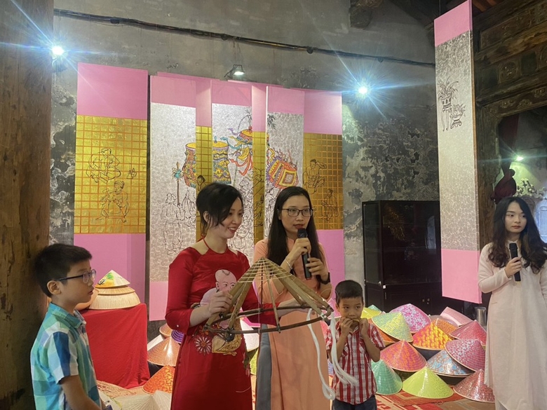 158trai-nghiem-lam-non-la-lang-chuong-tai-pho-co-ha-noi-1