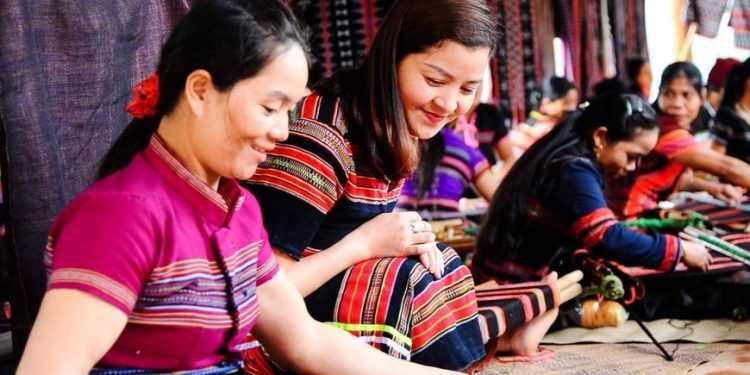 178 Gin Giu Nghe Det Zeng Truyen Thong O A Luoi