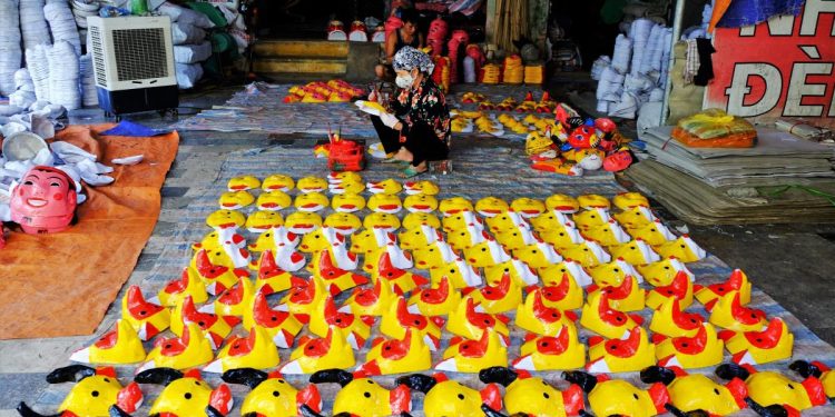 179 Trung Thu Nhon Nhip Lang Nghe Truyen Thong 1