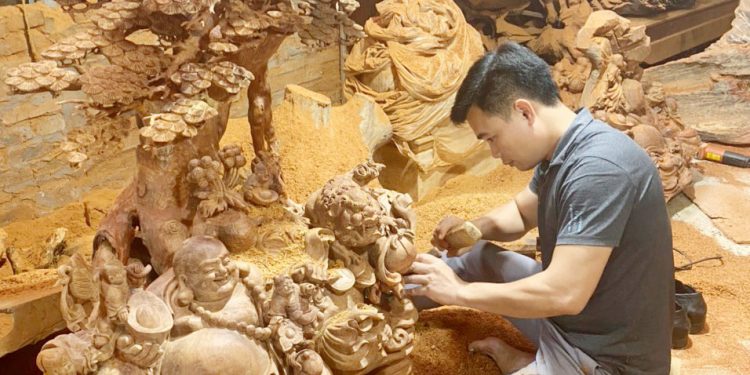 2110tai Hoa Nghe Nhan Cham Khac Go Ngoc Than