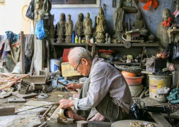 232 Nghe Nhan Xu Hue Giu Lua Nghe Duc Dong Truyen Thong 1