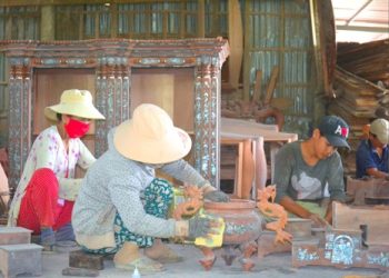 295doc Dao Lang Nghe Tu Tho Go Cong Tien Giang Tren 100 Nam Tuoi 2