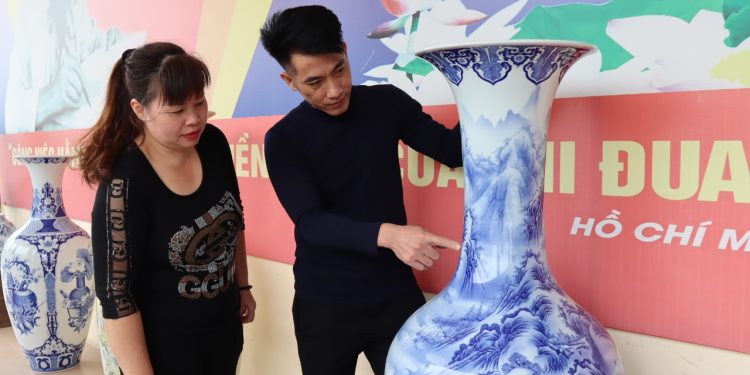 301lang Gom Co Kim Lan 1