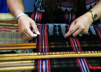 912det Deng A Roang Duoc Cong Nhan La Nghe Truyen Thong Tinh Thua Thien Hue