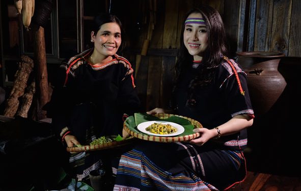 Amthuctruyenthongnguoiede 1