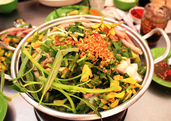 Canhchuamuanuocnoi1