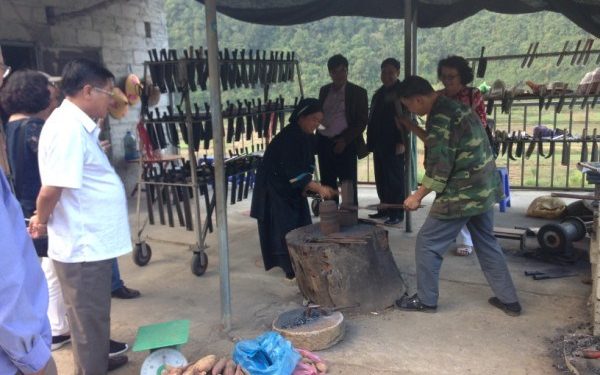 Du Khach Voi Nghe Ren 1