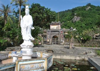 113 Chua Thieng Tren Dao Cu Lao Cham