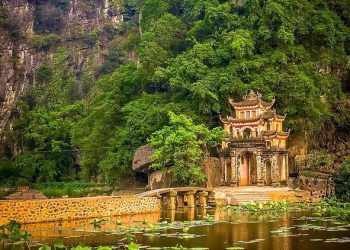 128ton Tao Di Tich Chua Bich Dong Tinh Ninh Binh