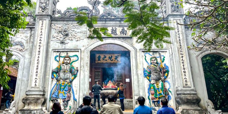 141au Nam Ve Tham Dat To