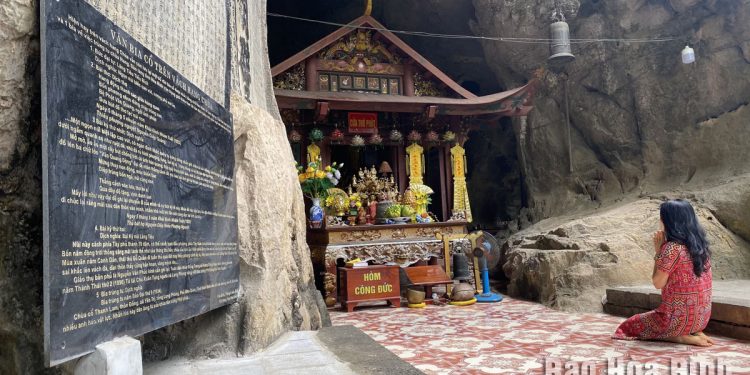 199doc Dao Di Tich Lich Su Van Hoa Chua Hang Hang Chua