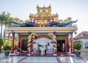 2011thu Hut Du Lich Tu Lang Than Nam Hai Dai Tuong Quan O Dat Mui