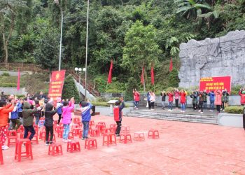 2112dua Rung Tran Hung Dao Thanh Dia Chi Do Tren Hanh Trinh Du Lich 1