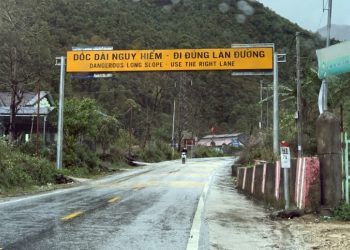 222lao Cai Du Khach Thich Thu Ngam Bang Gia Tren Dinh Deo O Quy Ho