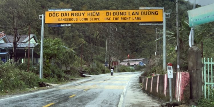 222lao Cai Du Khach Thich Thu Ngam Bang Gia Tren Dinh Deo O Quy Ho