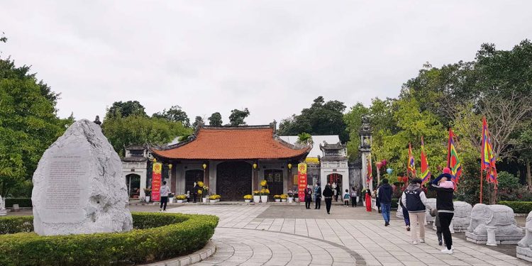 222van Canh Di Tich Quoc Gia Dac Biet Den Hai Ba Trung