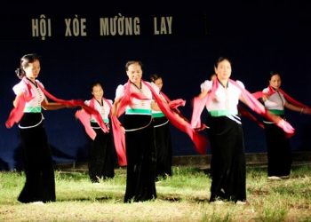 22bao Ton Phat Huy Di San Van Hoa Dan Toc Thai O Muong Lay