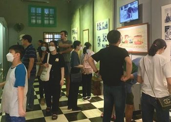 238dong Dao Du Khach Den Tham Nha Tu Hoa Lo Sau Dich Covid 19 1