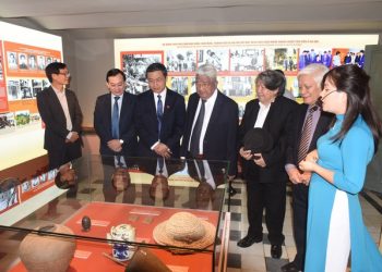 2411trung Bay Cac Dia Danh Cach Mang Khang Chien Nhan Ngay Di San Van Hoa Viet Nam