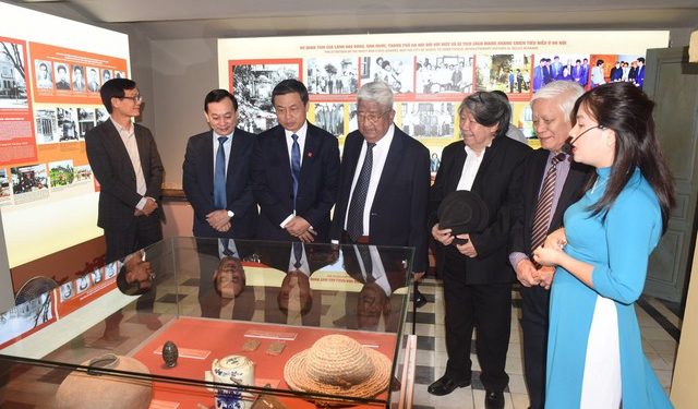 2411trung Bay Cac Dia Danh Cach Mang Khang Chien Nhan Ngay Di San Van Hoa Viet Nam