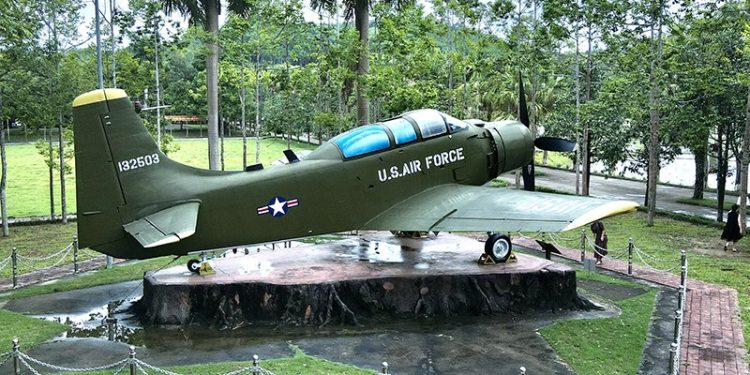 277lung Co San Bay Quoc Te Dau Tien Cua Viet Nam 1