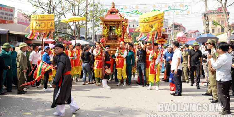 310den Ky Cung Diem Den Tam Linh Trong Hanh Trinh Kham Pha Xu Lang
