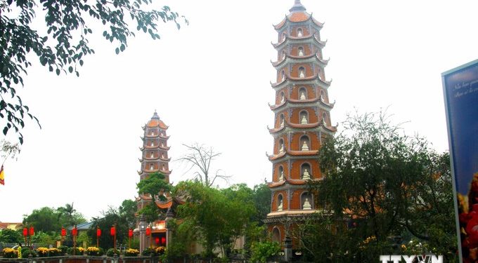 34chua Hoang Phuc De Nhat Co Tu Tai Mien Trung