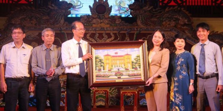 38pho Chu Tich Nuoc Khao Sat Cong Tac Trung Tu Bao Ton Di Tich O Dai Noi Hue