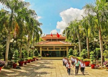 59chuyen Xay Giu Den Tho Bac Ho Trong Khang Chien 1
