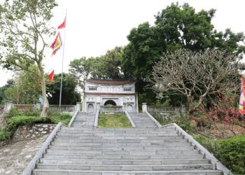 1010 Ve Tham Den Tho Thai Su Le Van Thinh O Bac Ninh 1