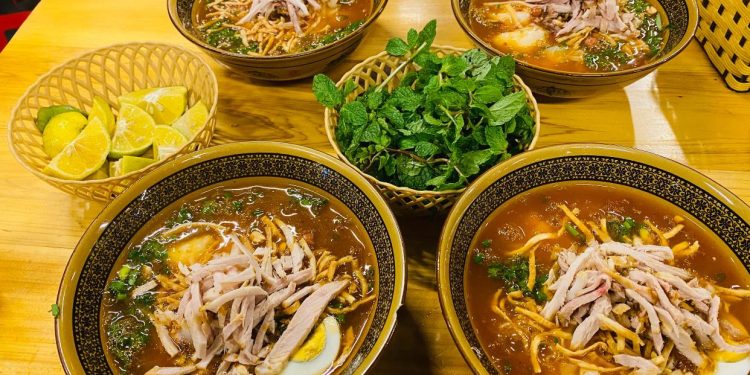 2510con Sui Mon Pho Doc Dao Ky Cong Che Bien O Lao Cai 1