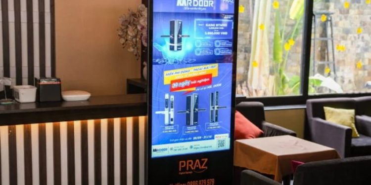 Man Hinh Quang Cao Khach San