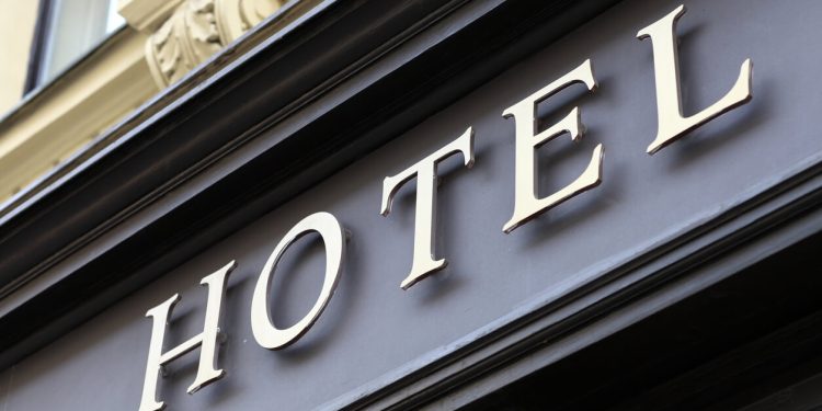 Gold20sign20on20exterior20of20hotel