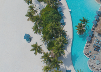 Medium Travel Guide Coachella Festival Edition 5 0e693484a8