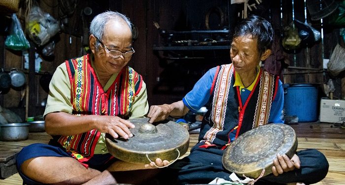 110nghe Nhan A Hliek Voi Tinh Yeu Cong Chieng