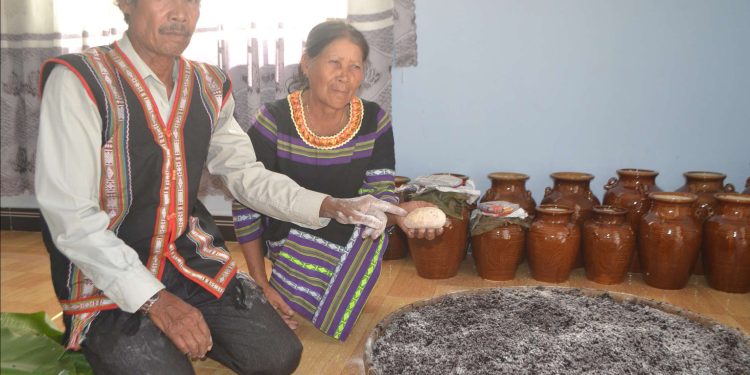 138 Huong Ruou Nai Buih 1