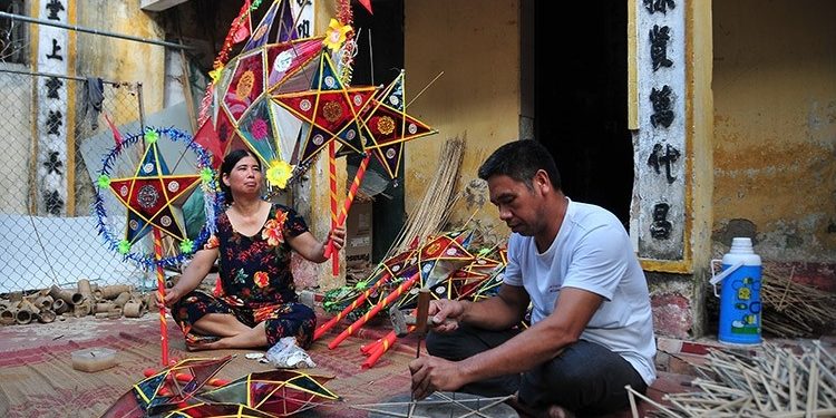 179hung Yen Kham Pha Lang Nghe Lam Do Choi Trung Thu Truyen Thong 4