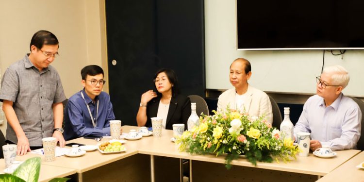 189 Binh Duong Phat Trien Gan Voi Bao Ton Cac Lang Nghe Truyen Thong