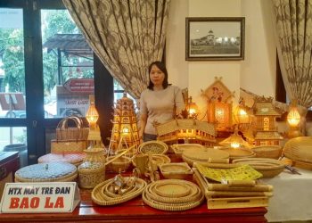 2012bao Ton Va Phat Trien Lang Nghe Gan Voi Phat Trien Kinh Te Du Lich