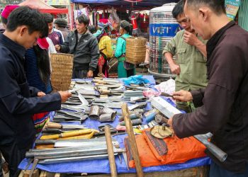 2112 Lao Cai Phat Trien Dl Cho Phien Gan Voi Lang Nghe Truyen Thong Dtts