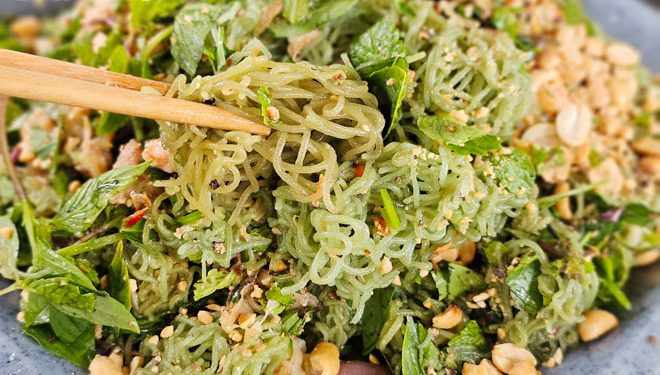 244 Dam Da Bun Song Cu De Da Nang