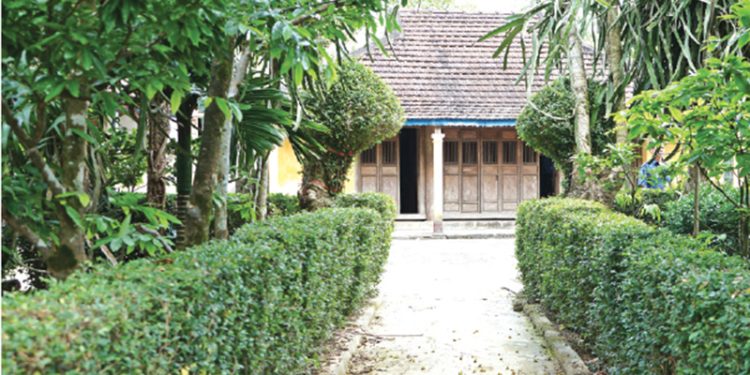 245lang Hoi Ky Quang Tri Dau Xua Con Do