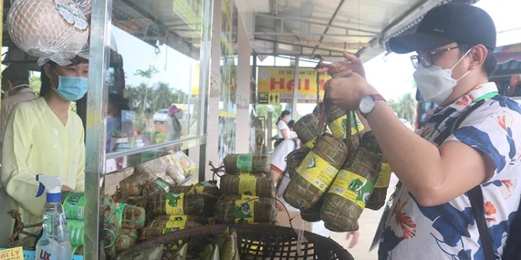 301da Dang San Pham Lang Nghe Don Tet