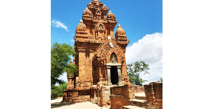 135thap Co Giua Nang Gio Phan Rang