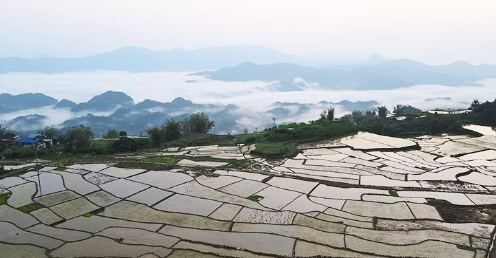 184san May Tam Suoi Tren Dat Chieng Yen