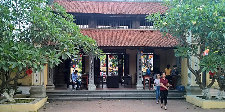 45chua Phung Khoang Nhip Song Ha Noi